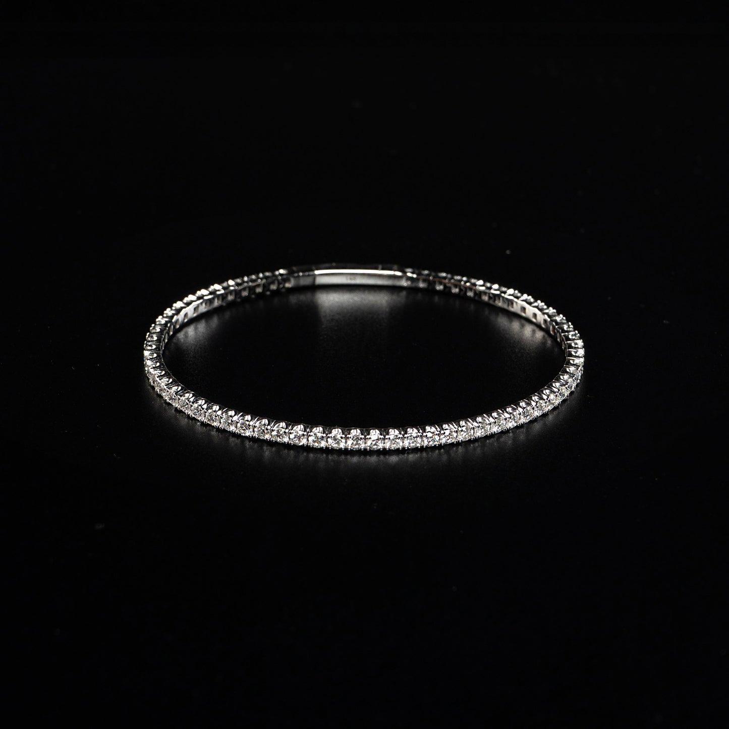 14k White Gold Lab Grown Diamond Bangle Bracelet