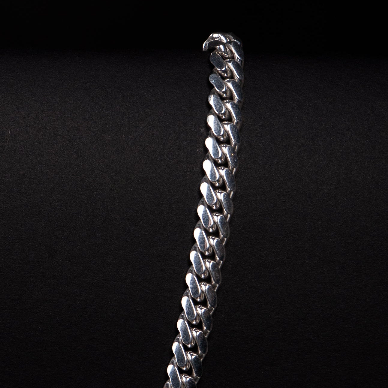 18k White Gold Cuban Necklace