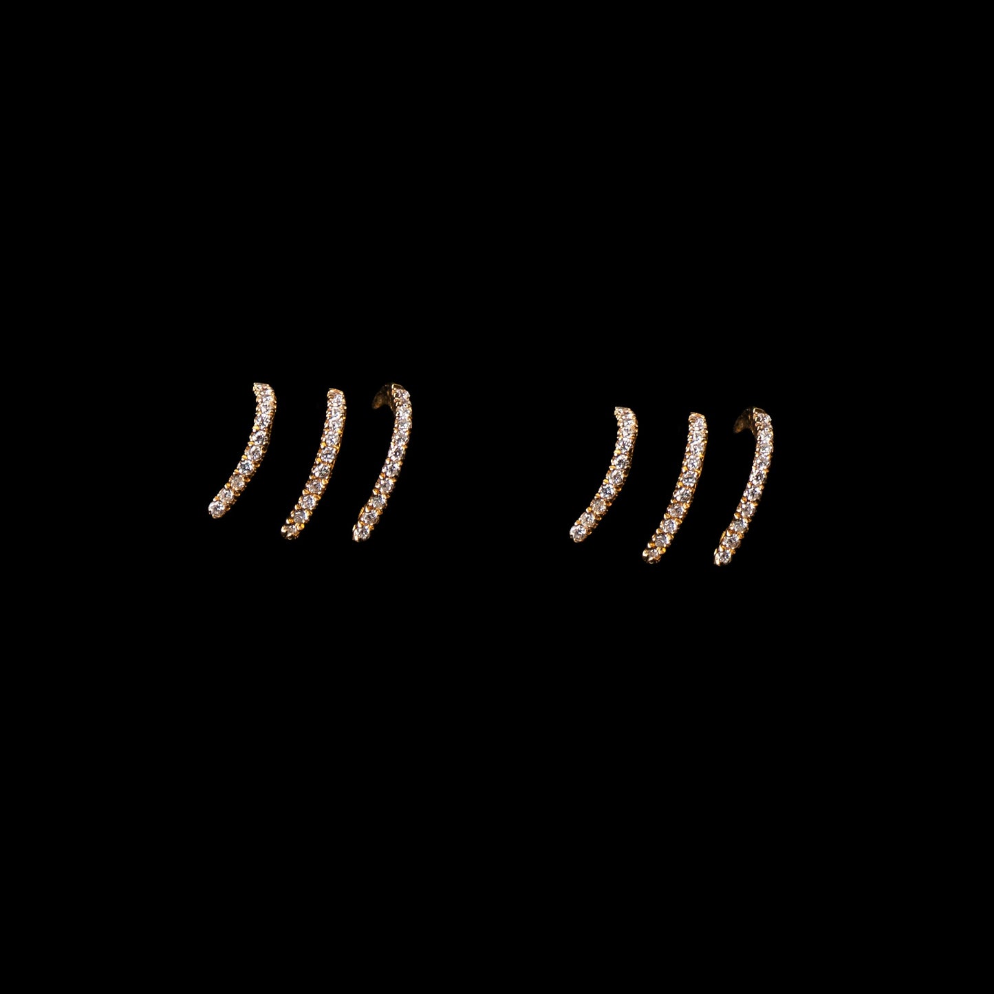 18K Yellow Gold Natural Diamond Claw Earrings