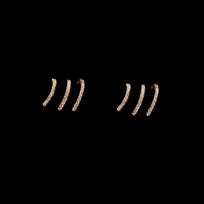 18K Yellow Gold Natural Diamond Claw Earrings